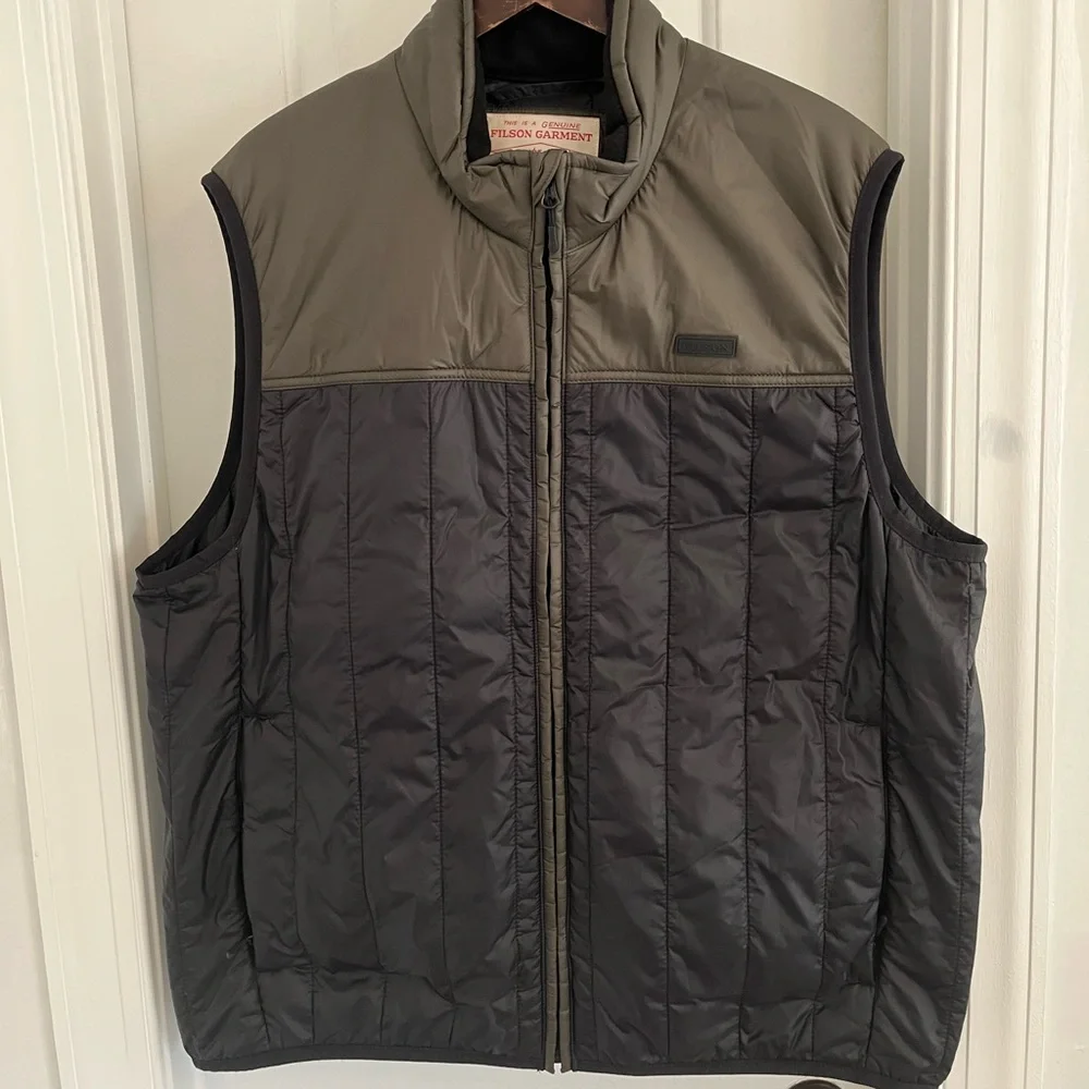 Filson Insulated Vest‎ Black Olive